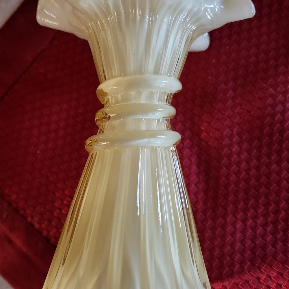 Vintage Fenton Gem
